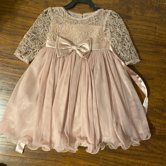 Mauve Dress - Picture 1 of 2